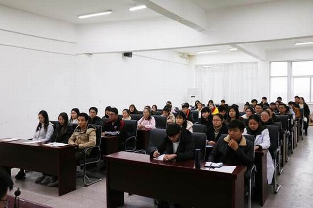 说明: D:\beat365中国官方网站新闻\beat365中国官方网站举办第二十一期业余党校开班典礼\2.jpg